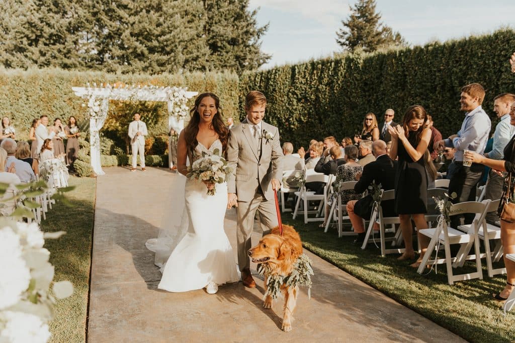 bride and groom, wedding day, wedding florist, oregon wedding florist, portland wedding florist, wedding dog, wedding couple