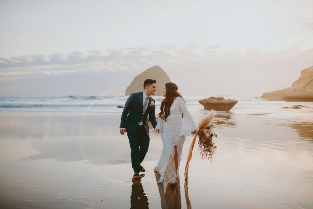 couple adventure session, bride and groom, boho wedding, boho wedding flowers, beach elopement, beach engagement, oregon coast wedding, portland wedding florist, portland wedding flowers, oregon wedding flowers, oregon wedding florist