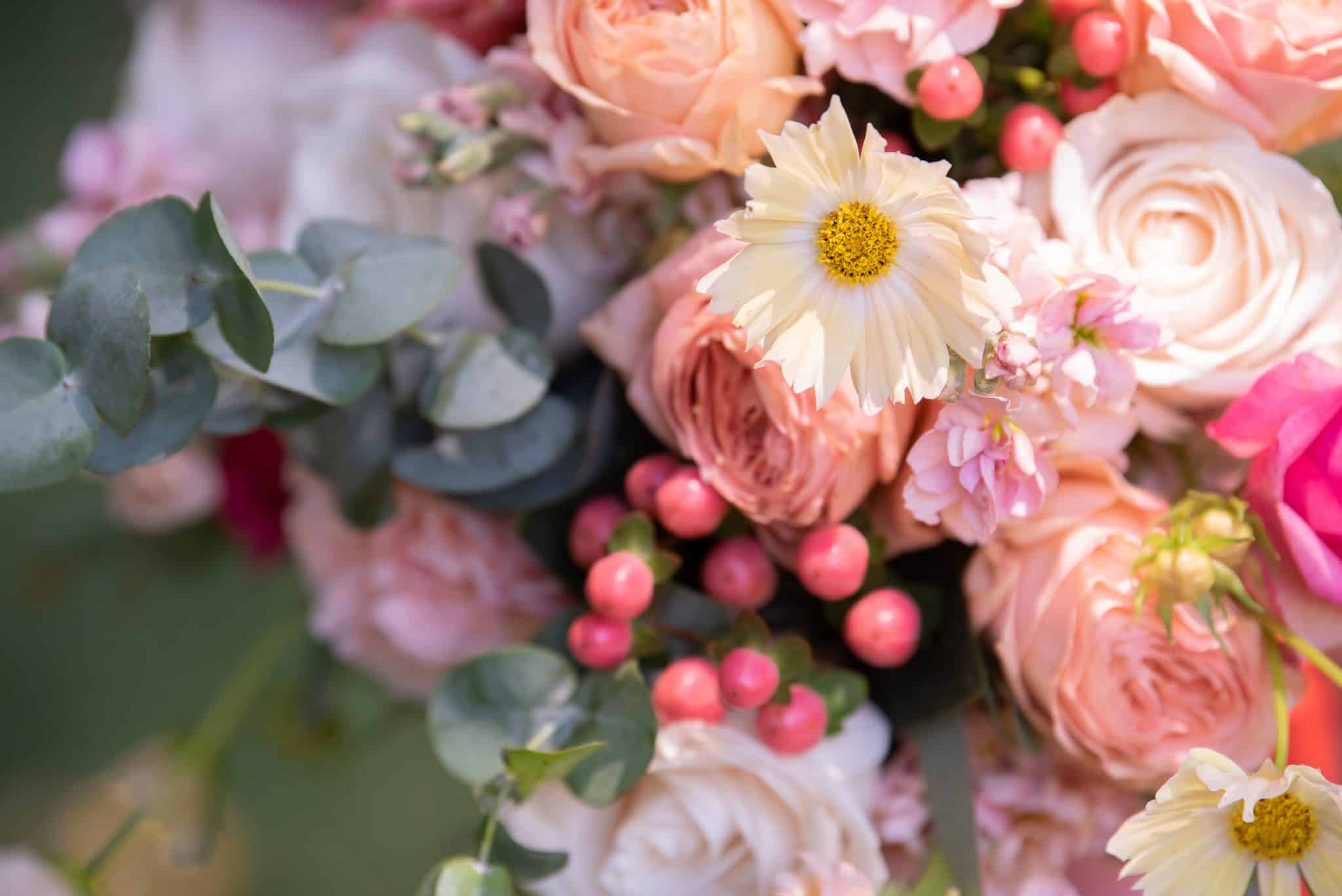 A Dreamy Celestial Wedding at Sah-Hah-Lee Golf Course near Portland